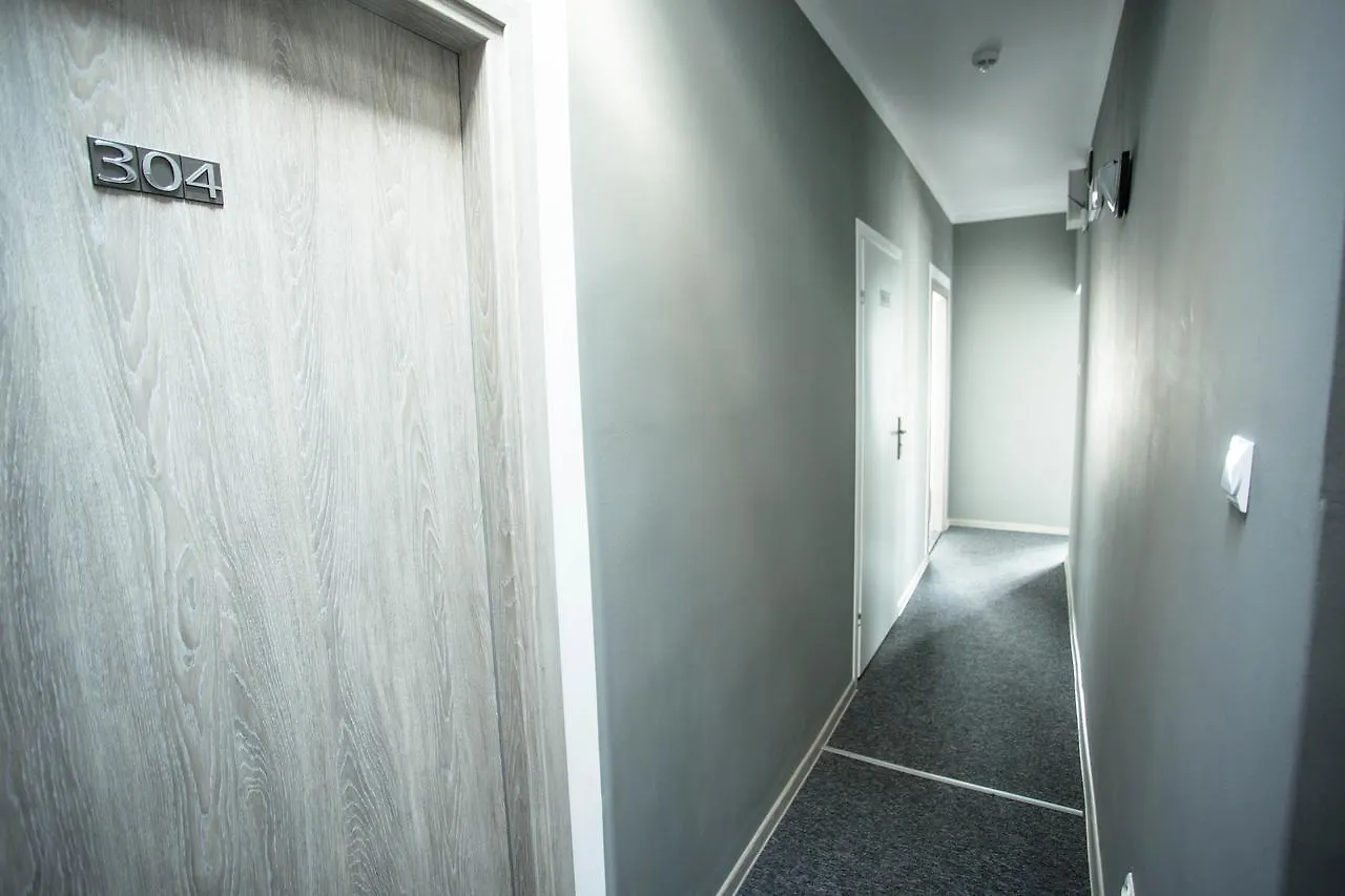 Moonriver Inn Varsó Homestay szállás